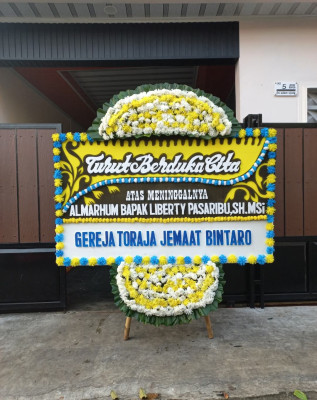 Papan Bunga Duka di Wale