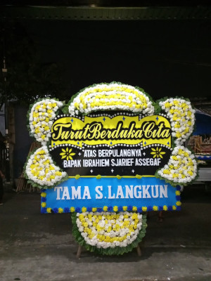 Papan Bunga Duka di Wale